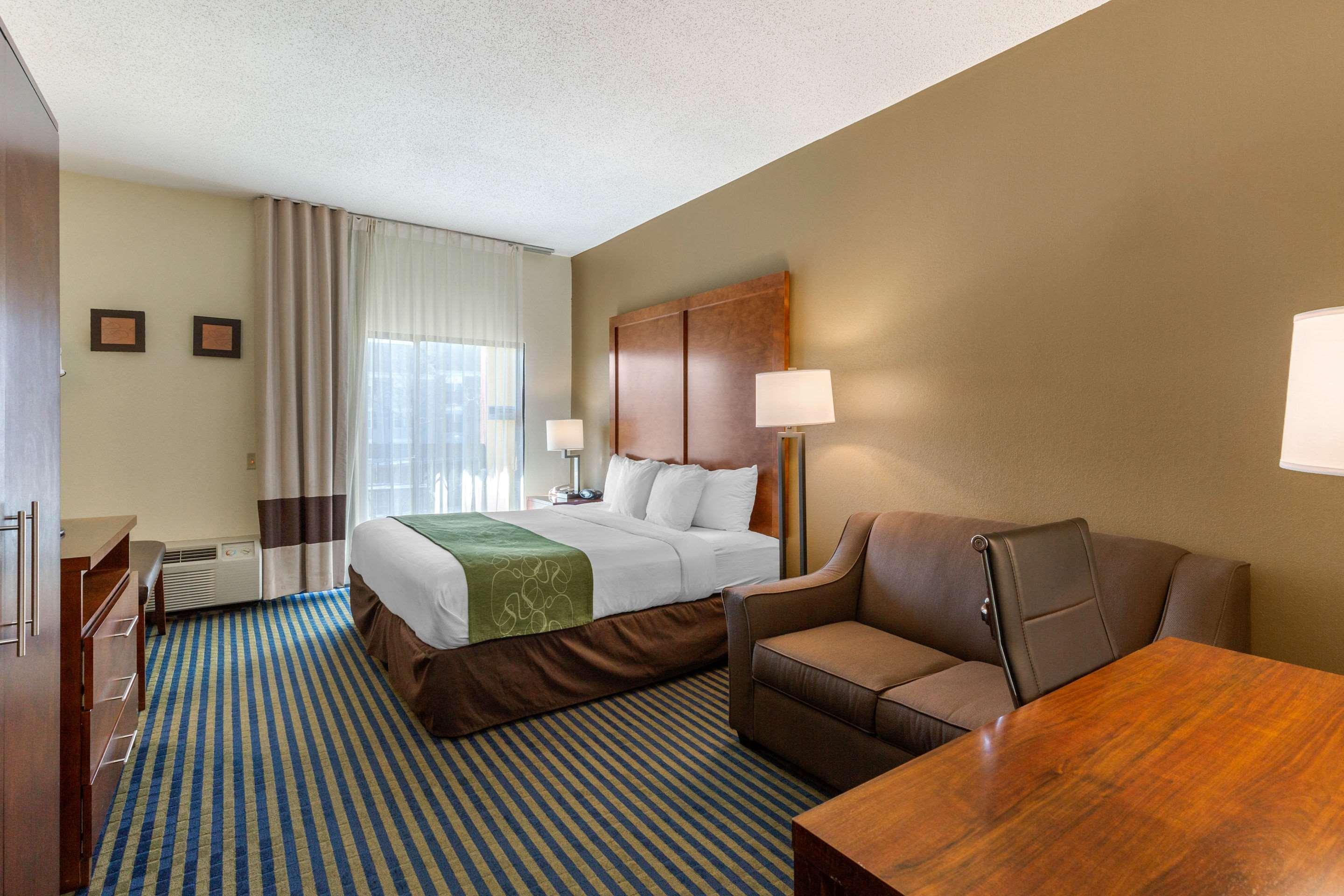 Holiday Inn Express & Suites Leesburg - Historic District By Ihg Экстерьер фото